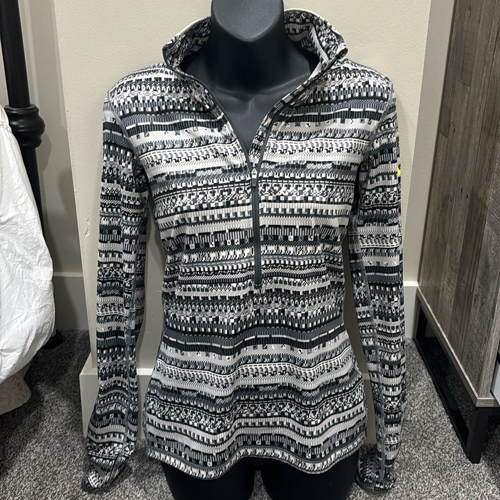 Women’s Nike Pro Dri-Fit Quarter Zip Pullover